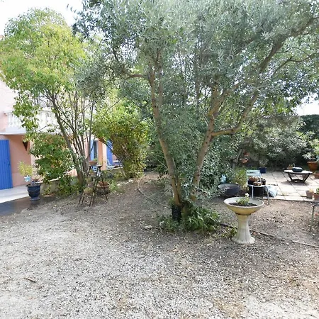 Moulin Rose, Parking - Jardin Apartment