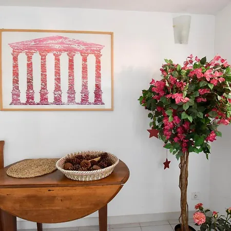 Moulin Rose, Parking - Jardin Apartment *